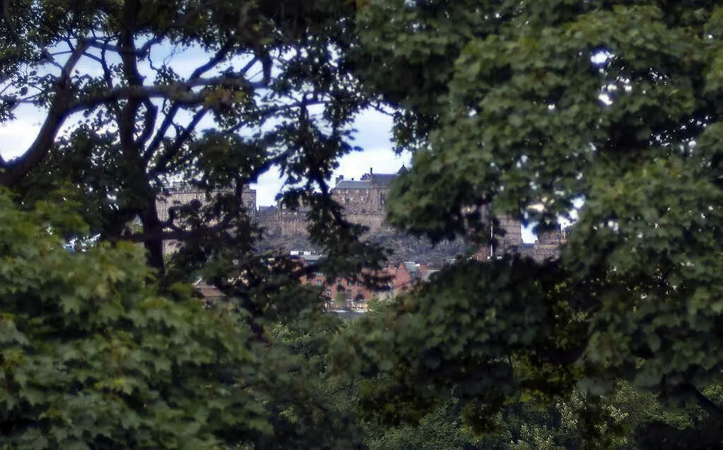 3 Bed Overlooking Meadows Park EDI Appartement Edinburgh