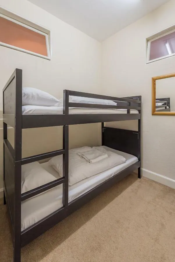 Apartment 3 Bed Overlooking Meadows Park EDI Großbritannien